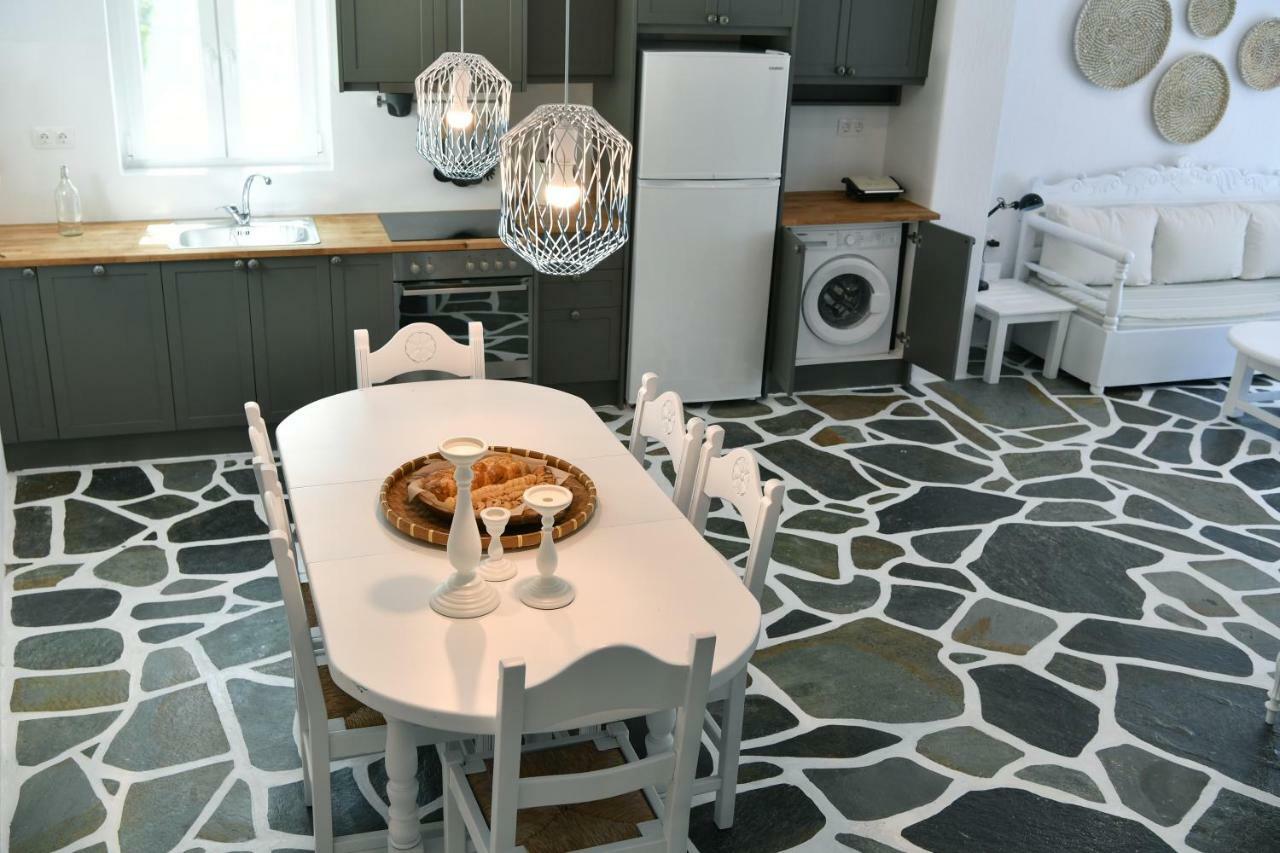 Santa Flora 3 Bedroom House A ParikiaaS Edge Páros 外观 照片